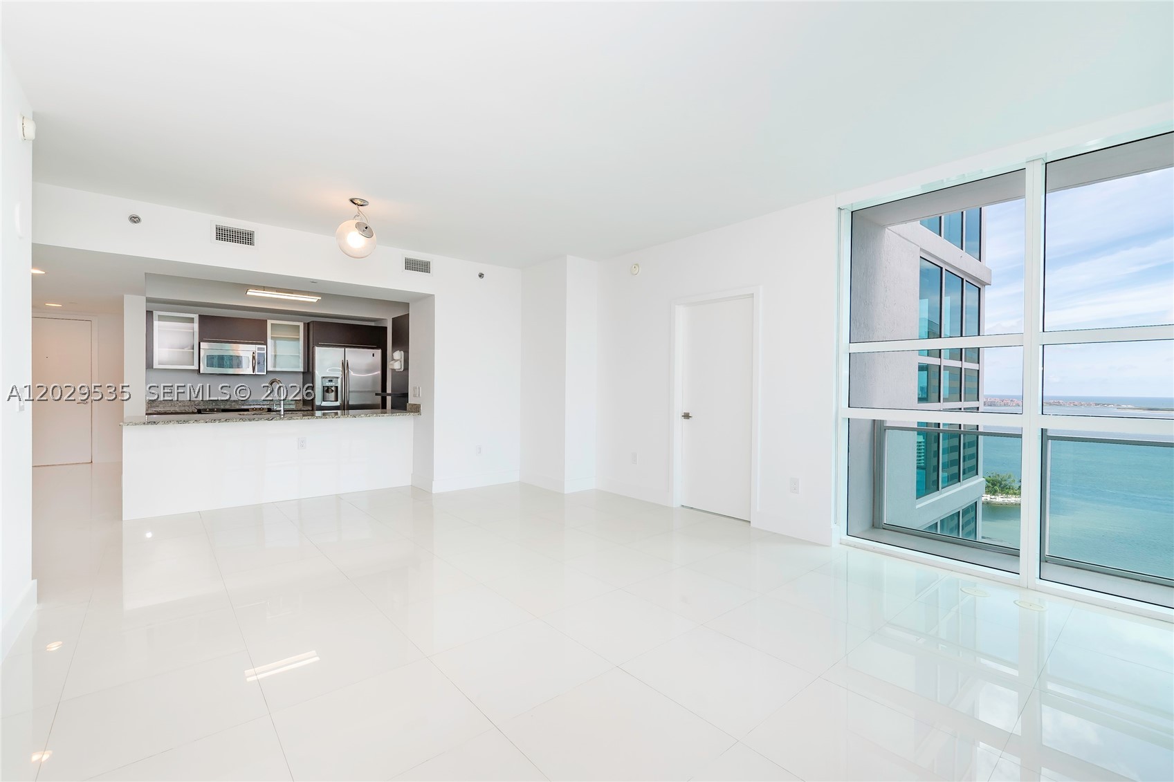 image The Plaza on Brickell West10