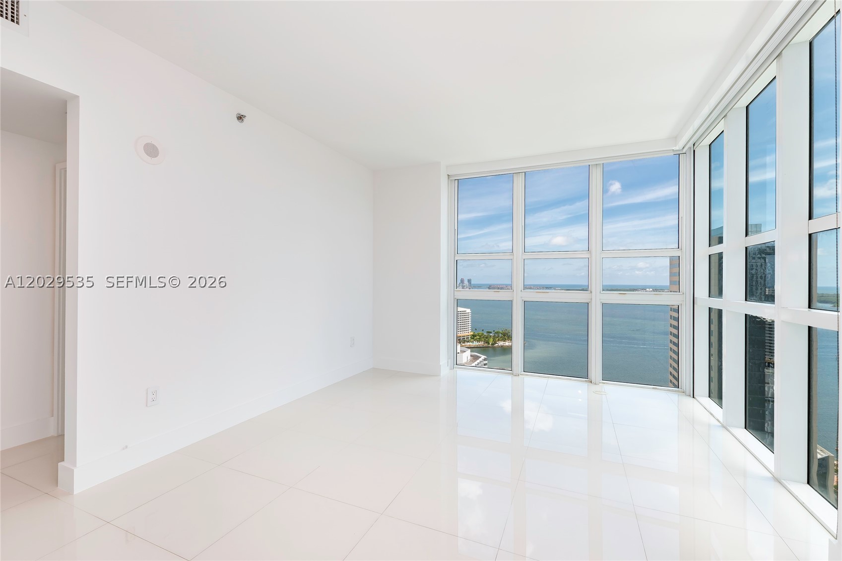 image The Plaza on Brickell West13