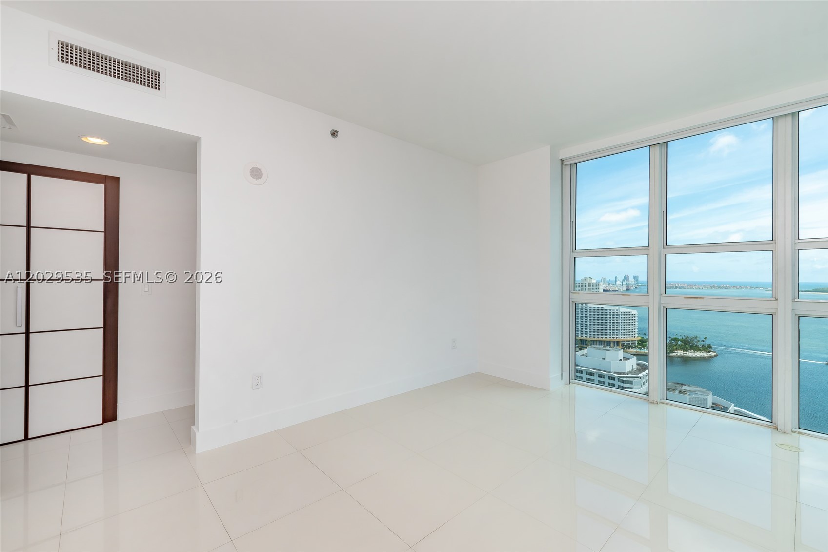 image The Plaza on Brickell West17