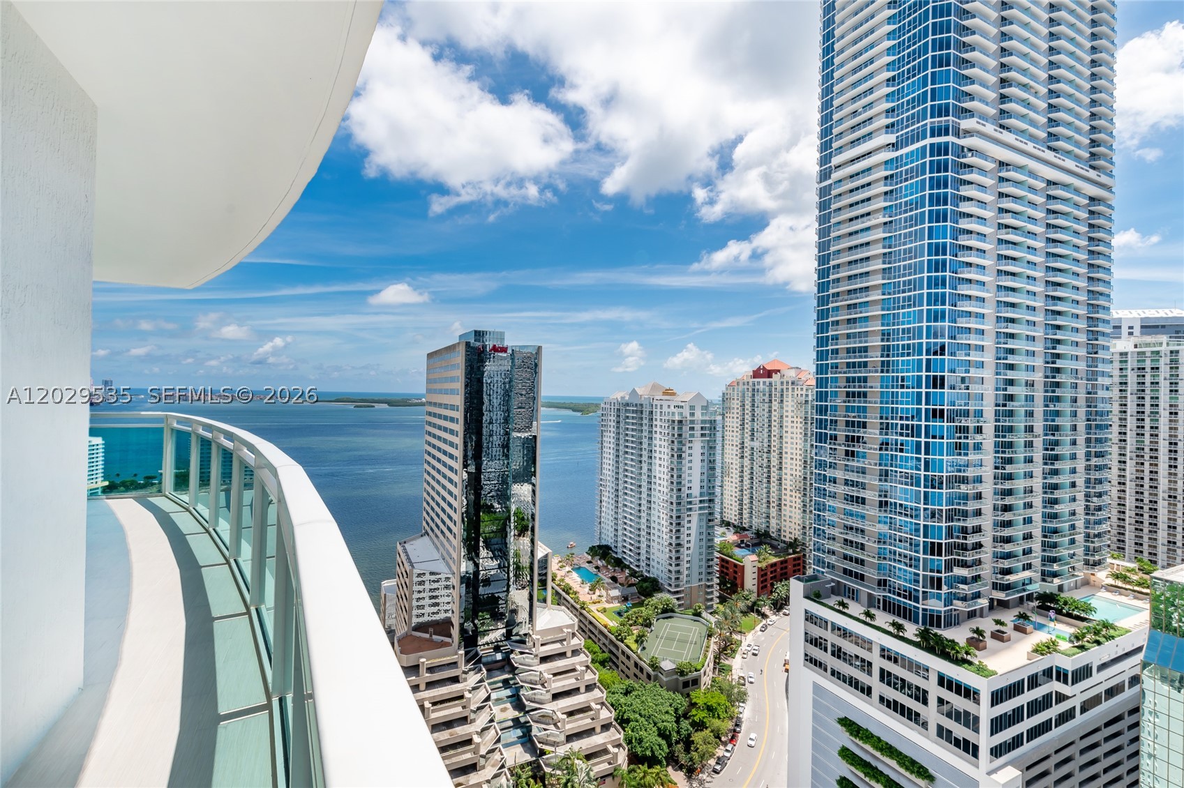 image The Plaza on Brickell West1