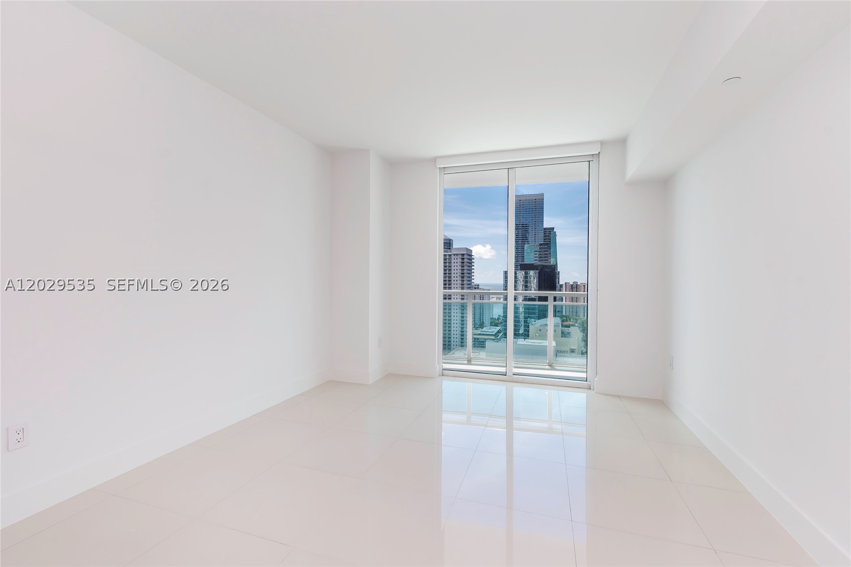 image The Plaza on Brickell West22