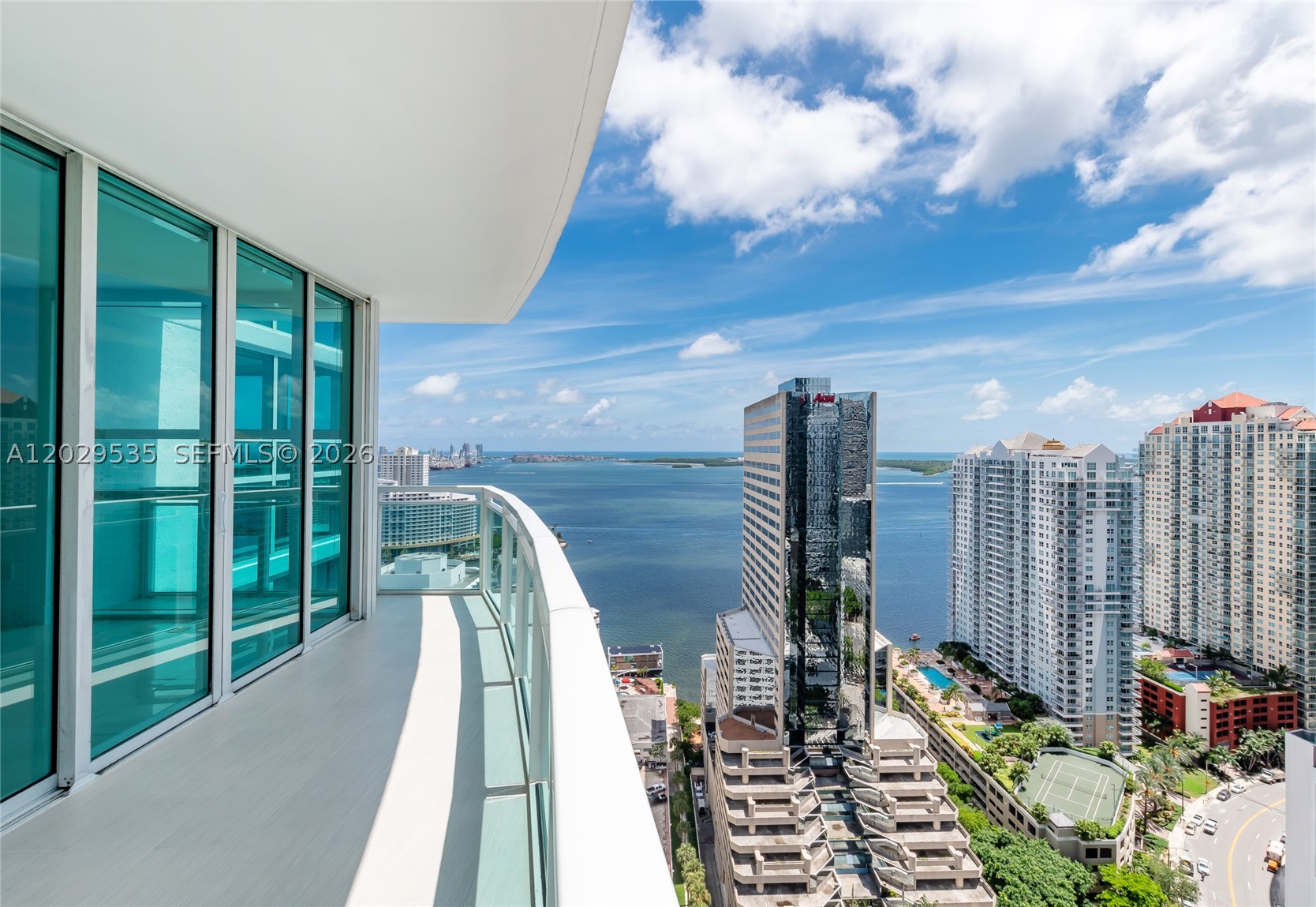 image The Plaza on Brickell West3