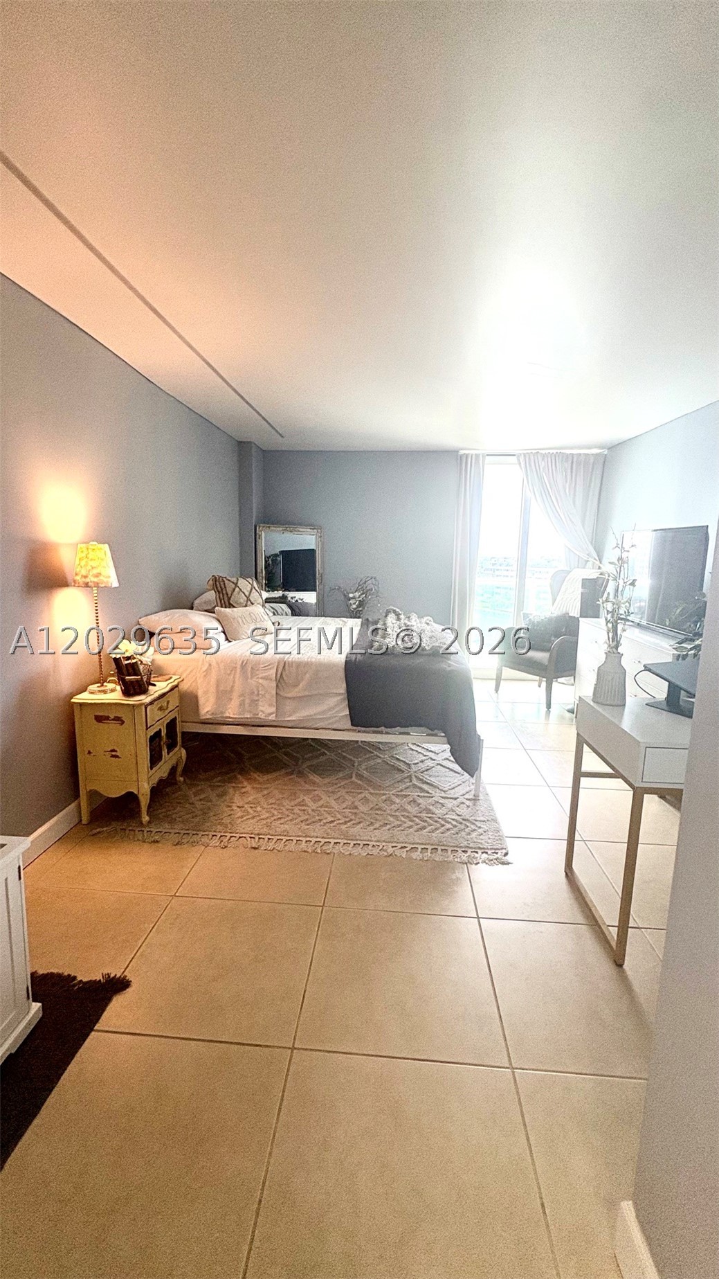 image Arlen House East7