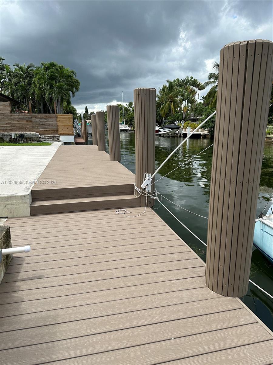 1161 NE 86th St Miami, FL 33138