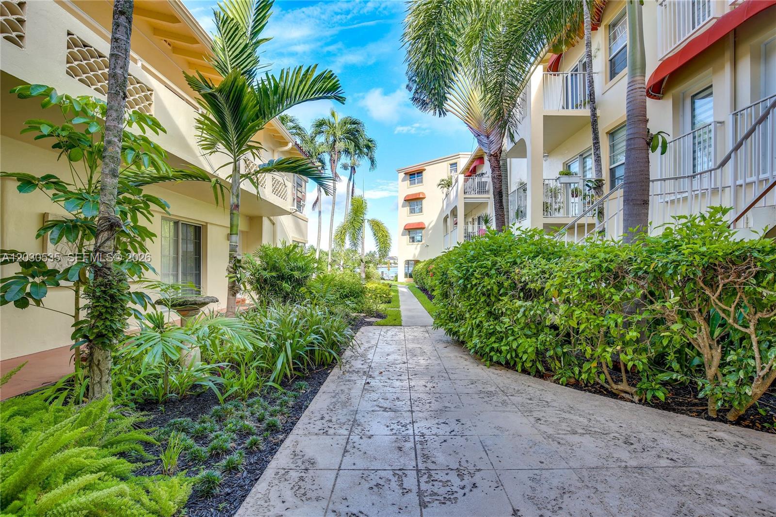 341 N Birch Rd #315 Fort Lauderdale, FL 33304