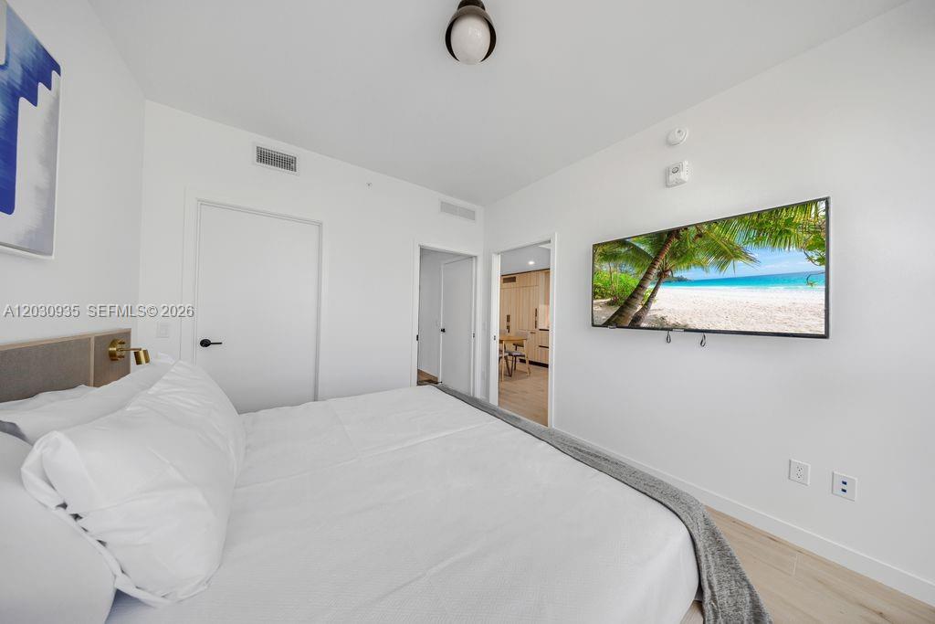 225 N Miami Ave #3507 Miami, FL 33128
