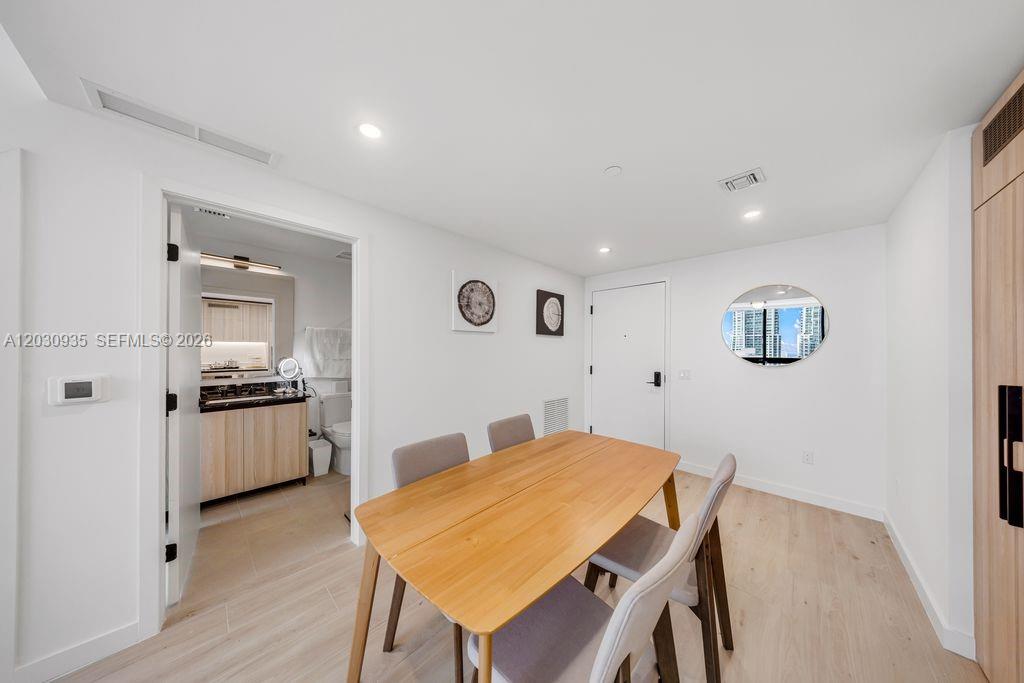 225 N Miami Ave #3507 Miami, FL 33128