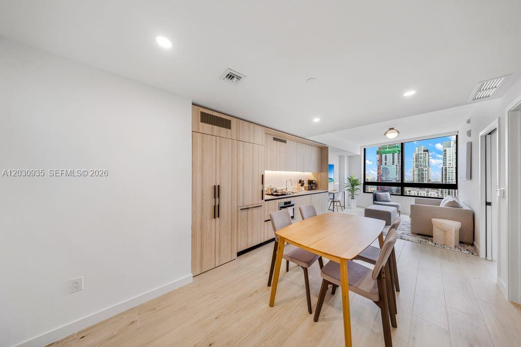 225 N Miami Ave #3507 Miami, FL 33128