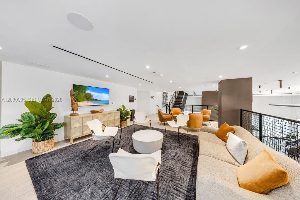 225 N Miami Ave #3507 Miami, FL 33128
