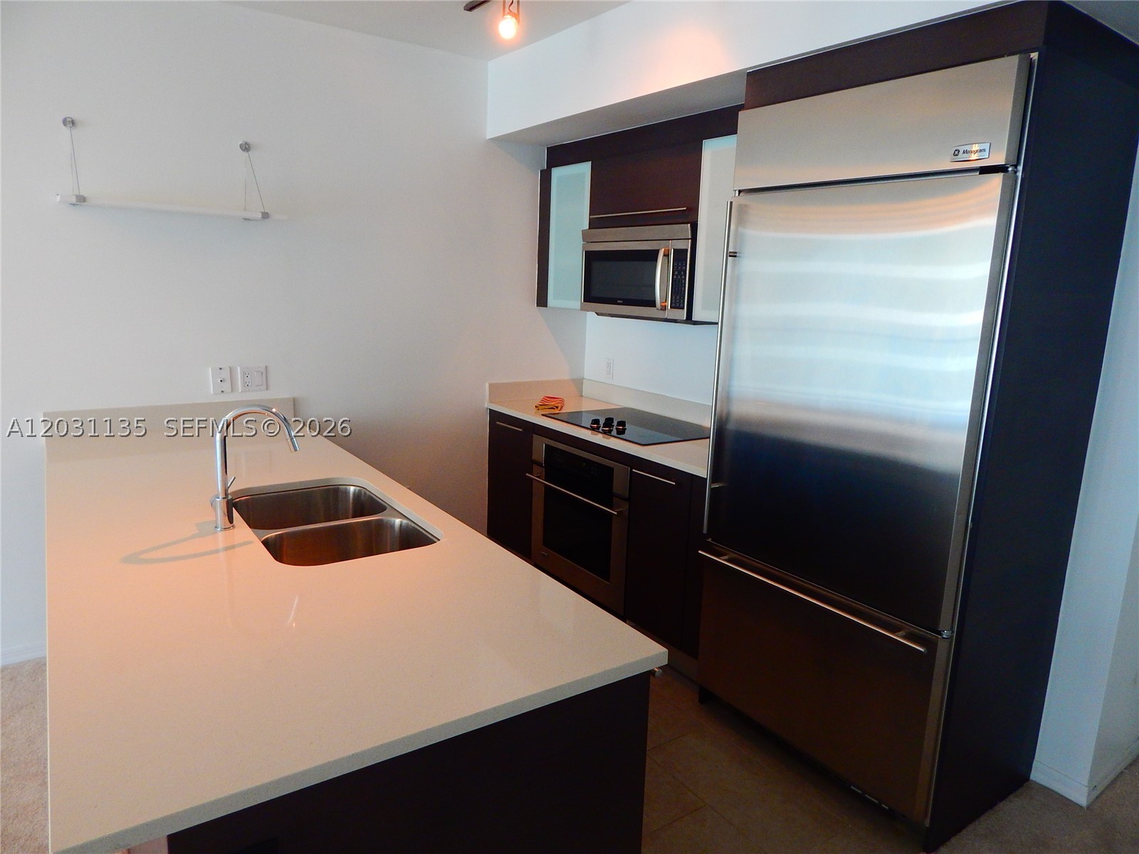 image 500 Brickell East6