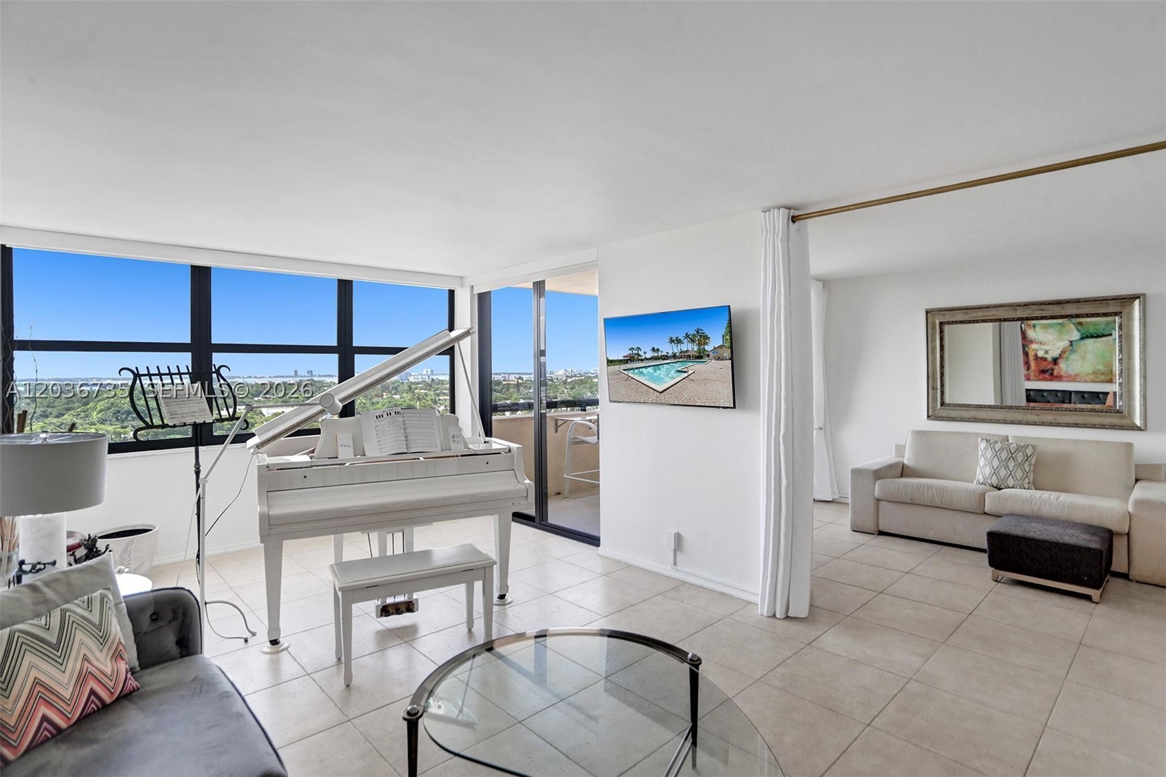 2555 Collins Ave #1508 Miami Beach, FL 33140