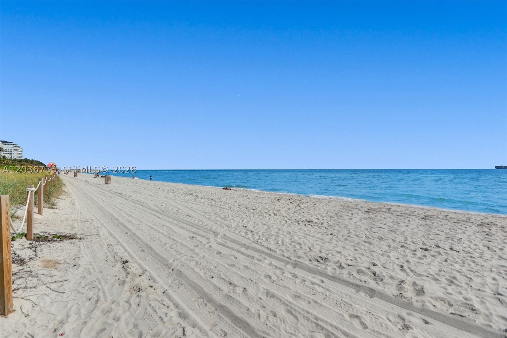 2555 Collins Ave #1508 Miami Beach, FL 33140
