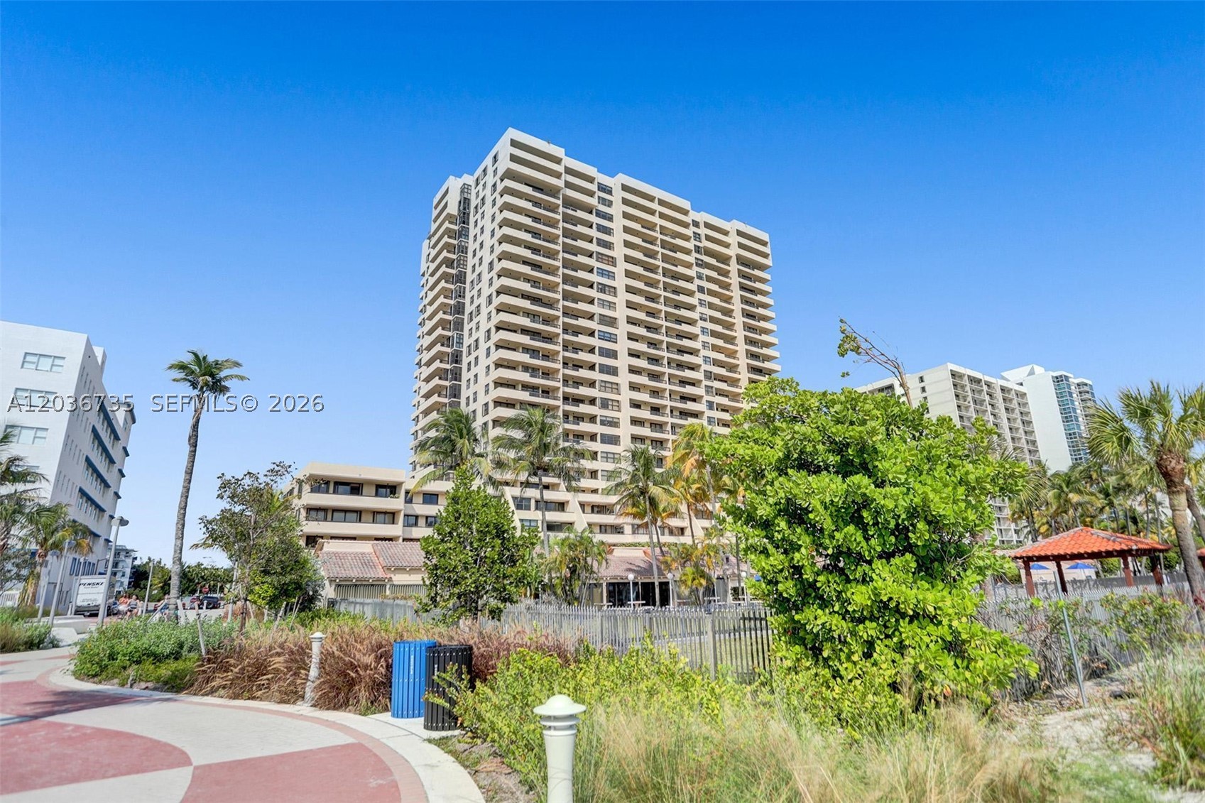 2555 Collins Ave #1508 Miami Beach, FL 33140