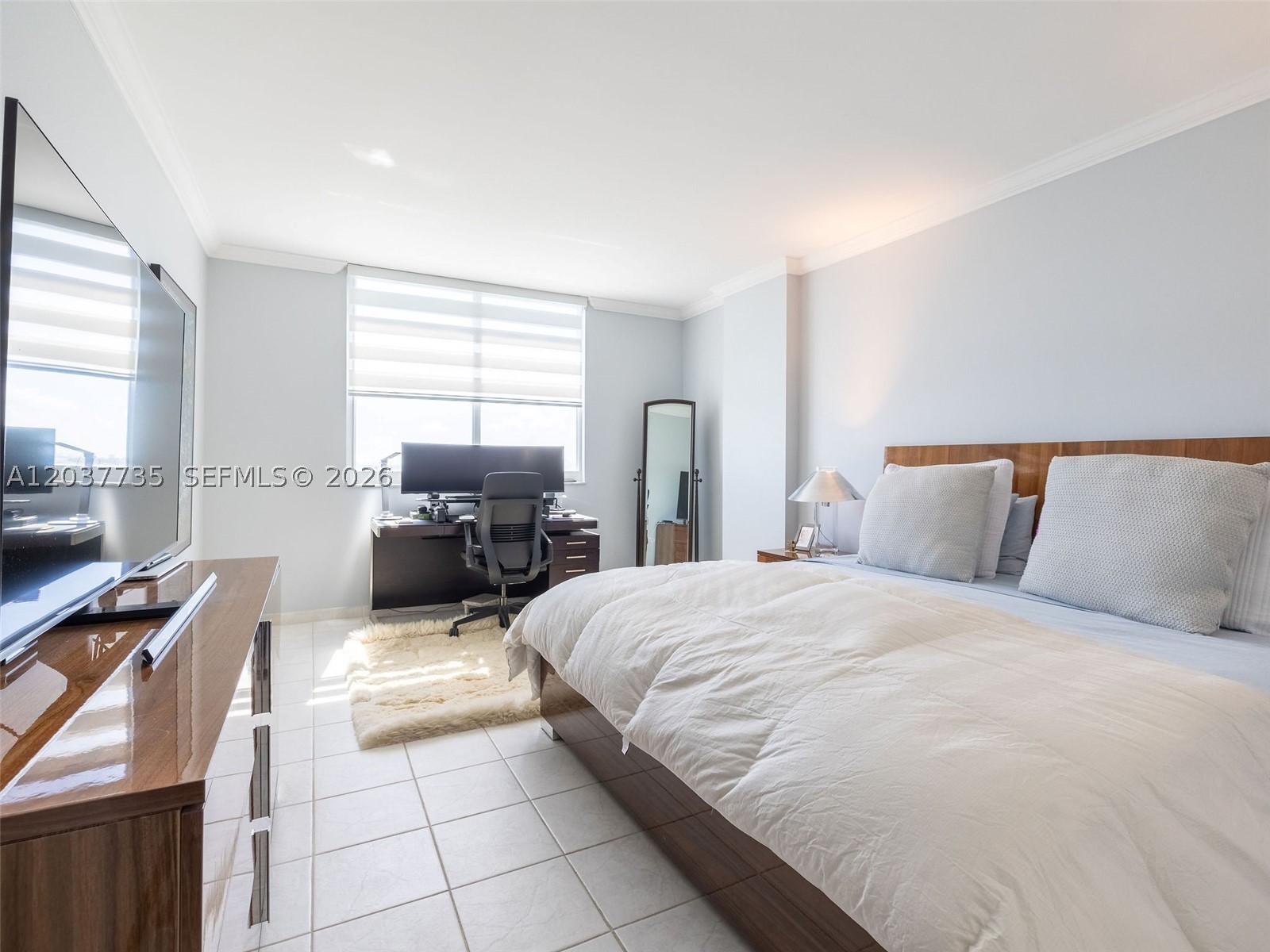 image Arlen House West10