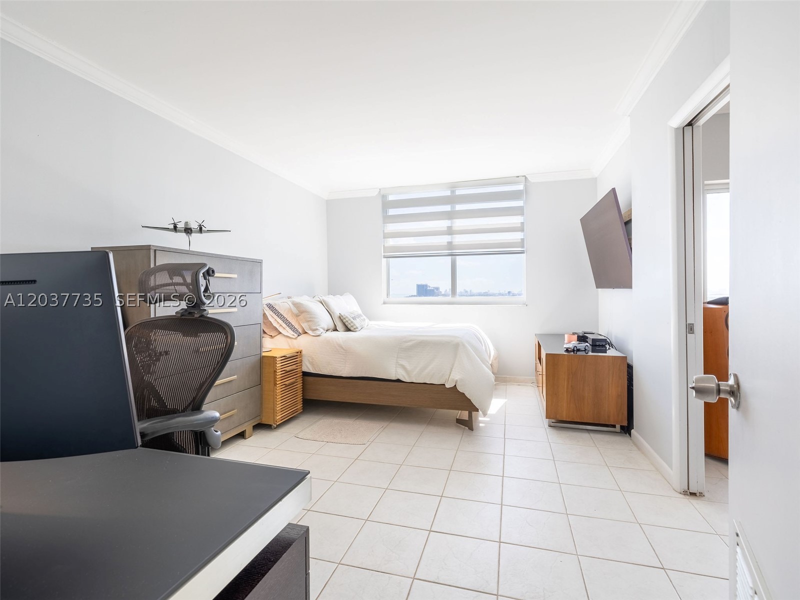 image Arlen House West23