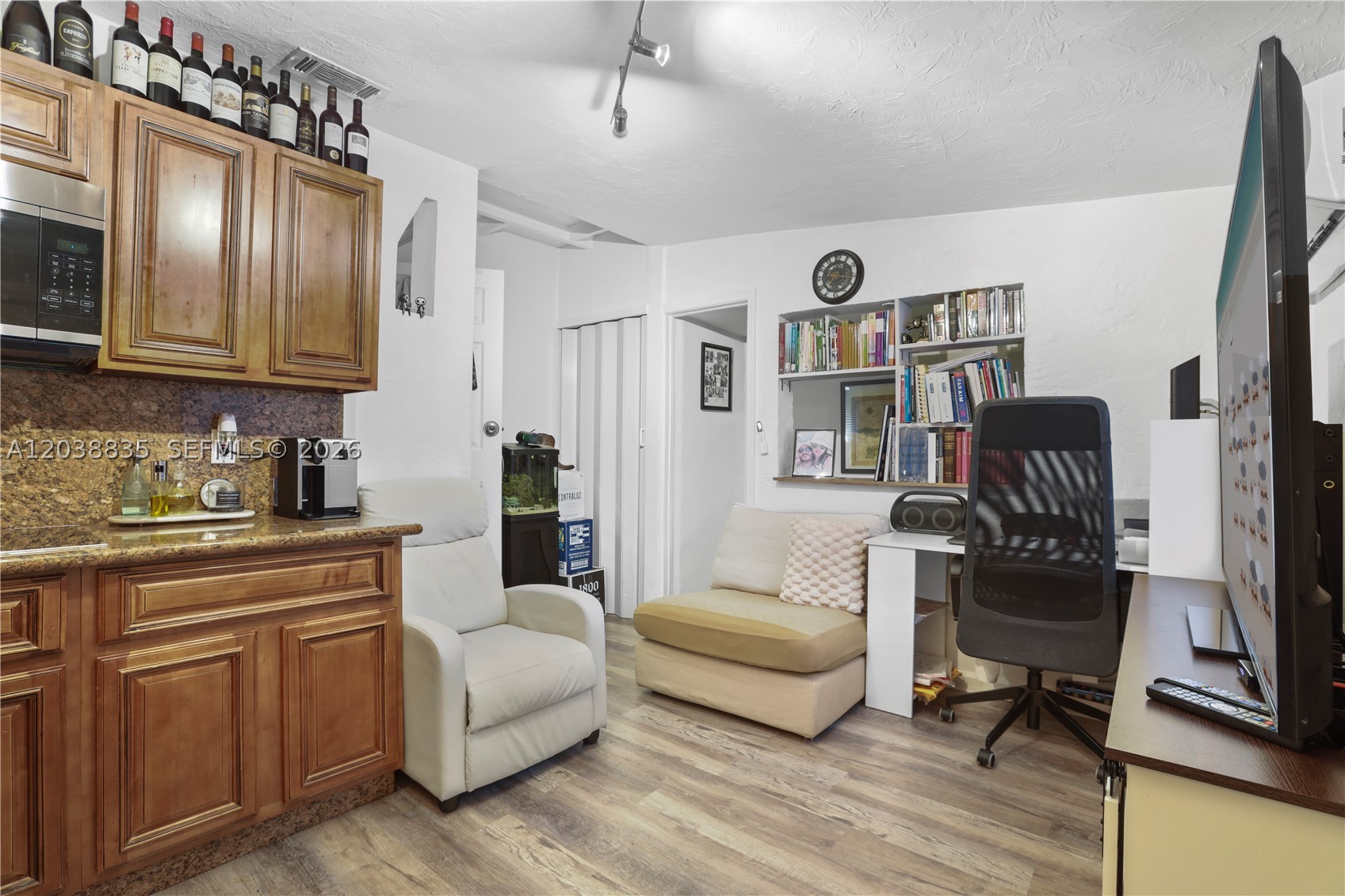 3375 SW 29th Ter Miami, FL 33133