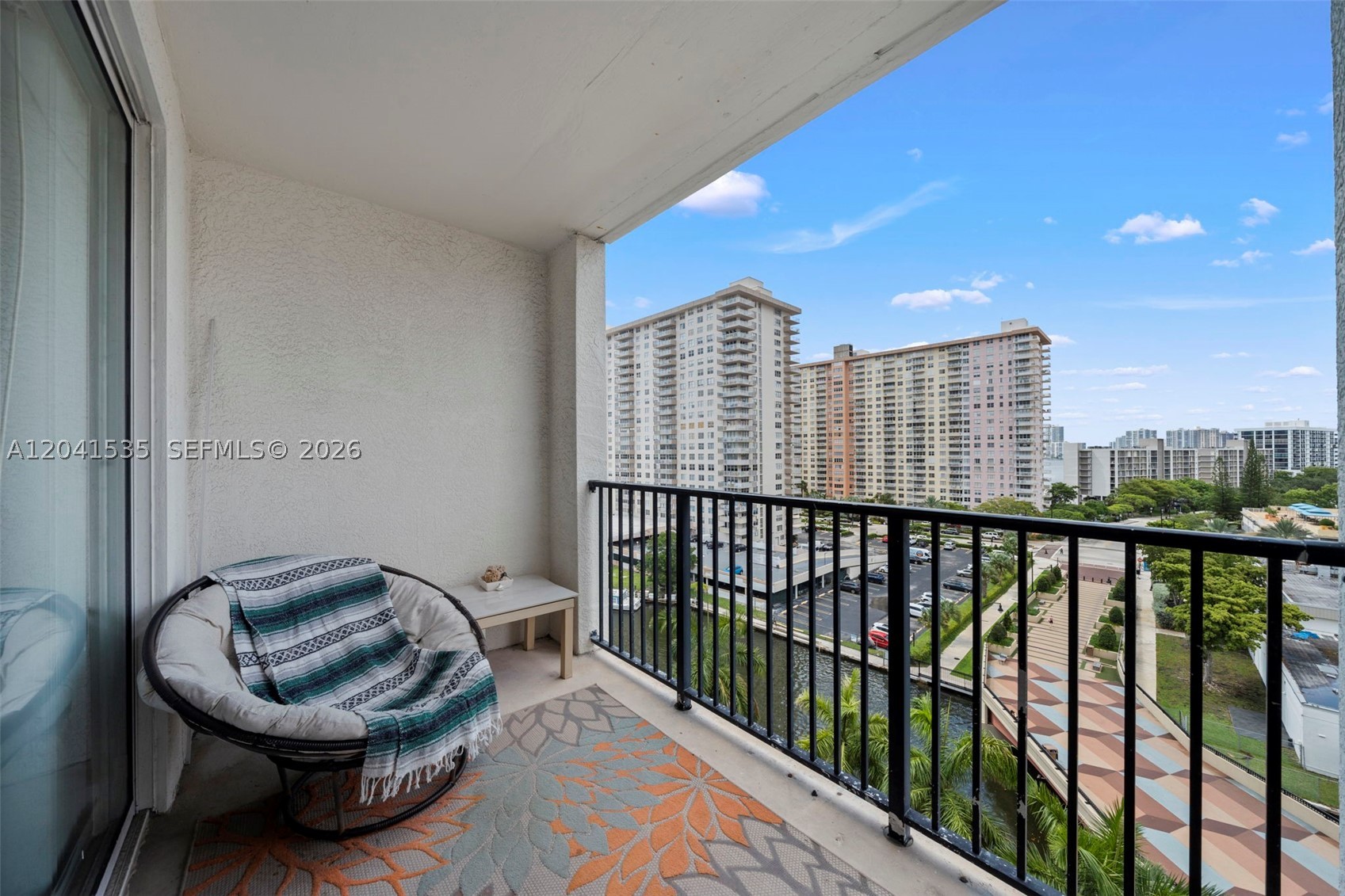 image Porto Bellagio Condo16