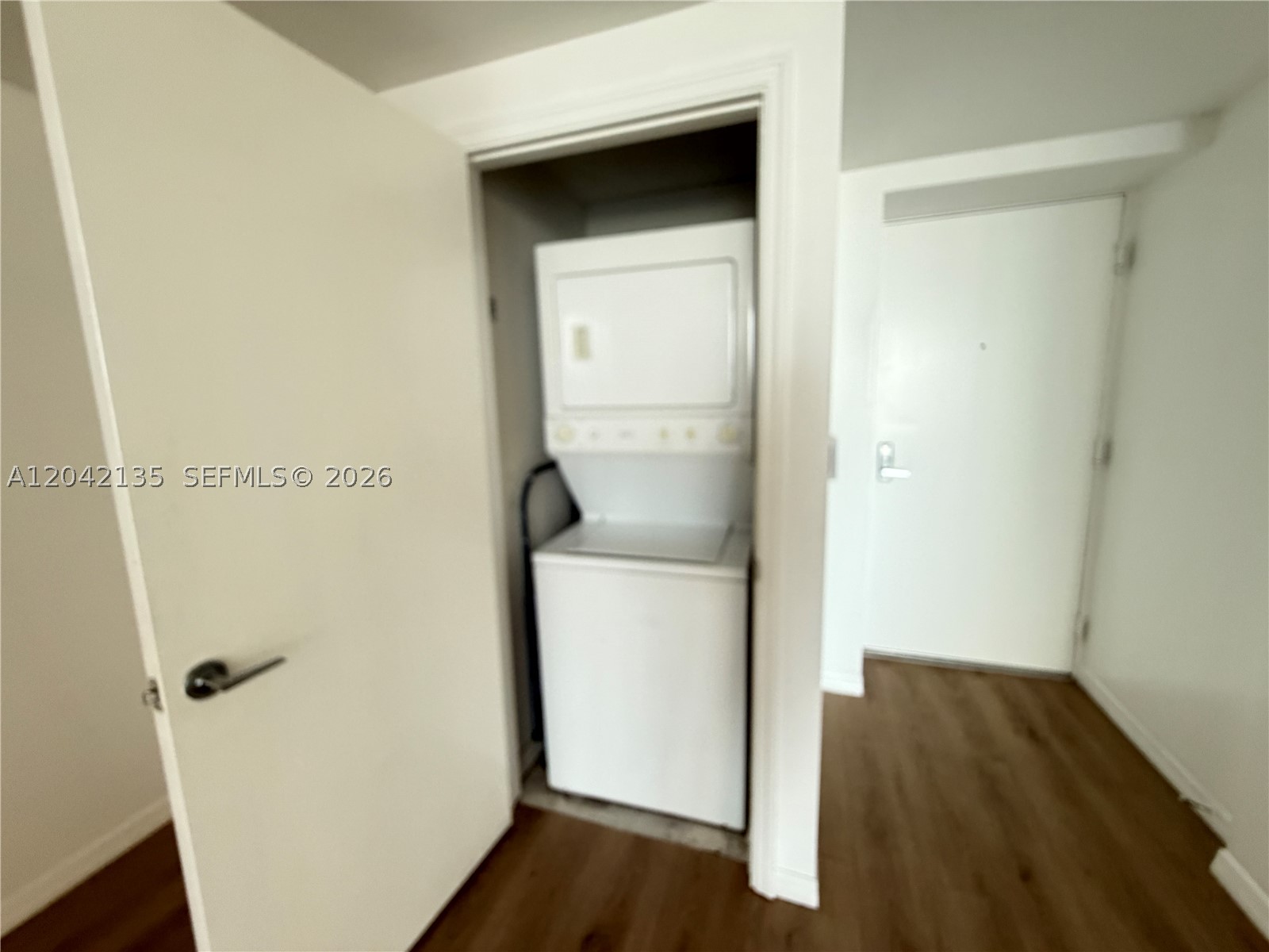 image 500 Brickell West10