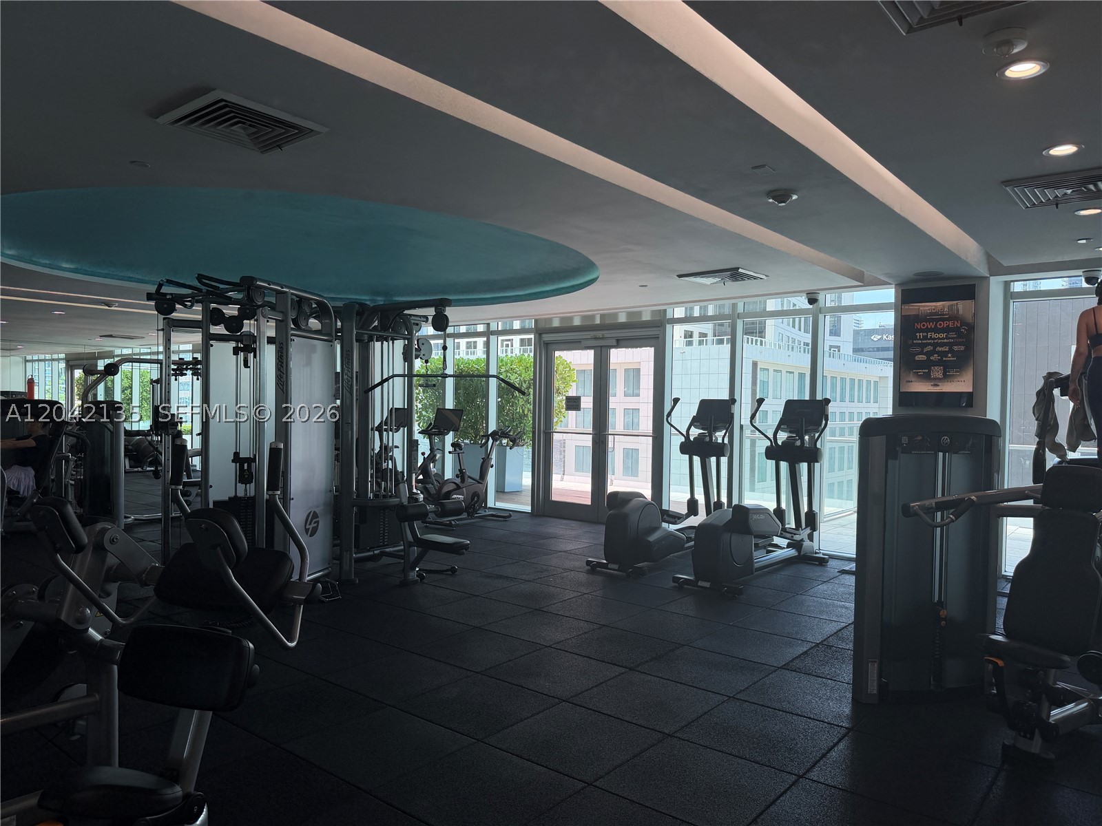 image 500 Brickell West14