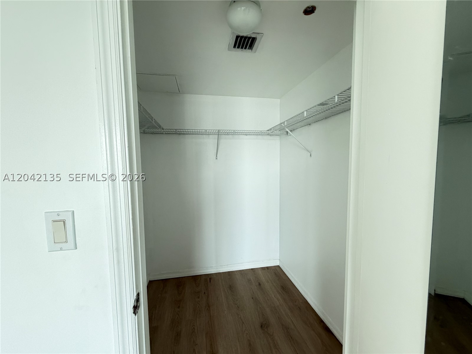 image 500 Brickell West7
