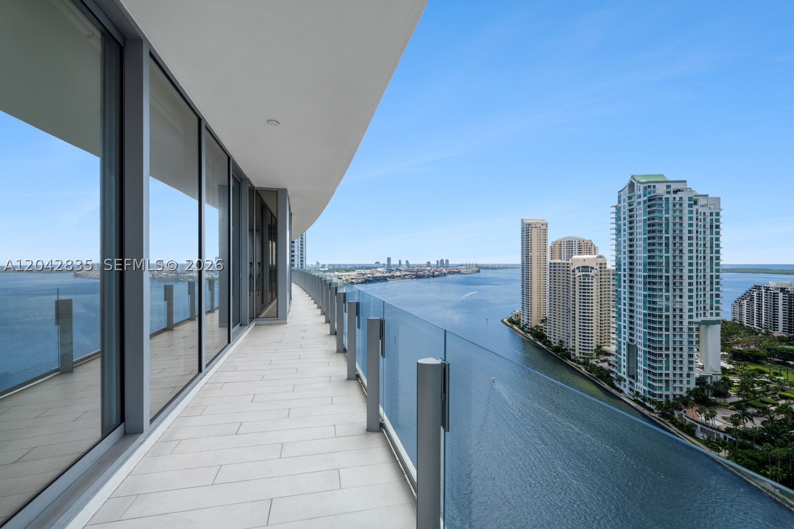 300 Biscayne Blvd Way #2701 Miami, FL 33131