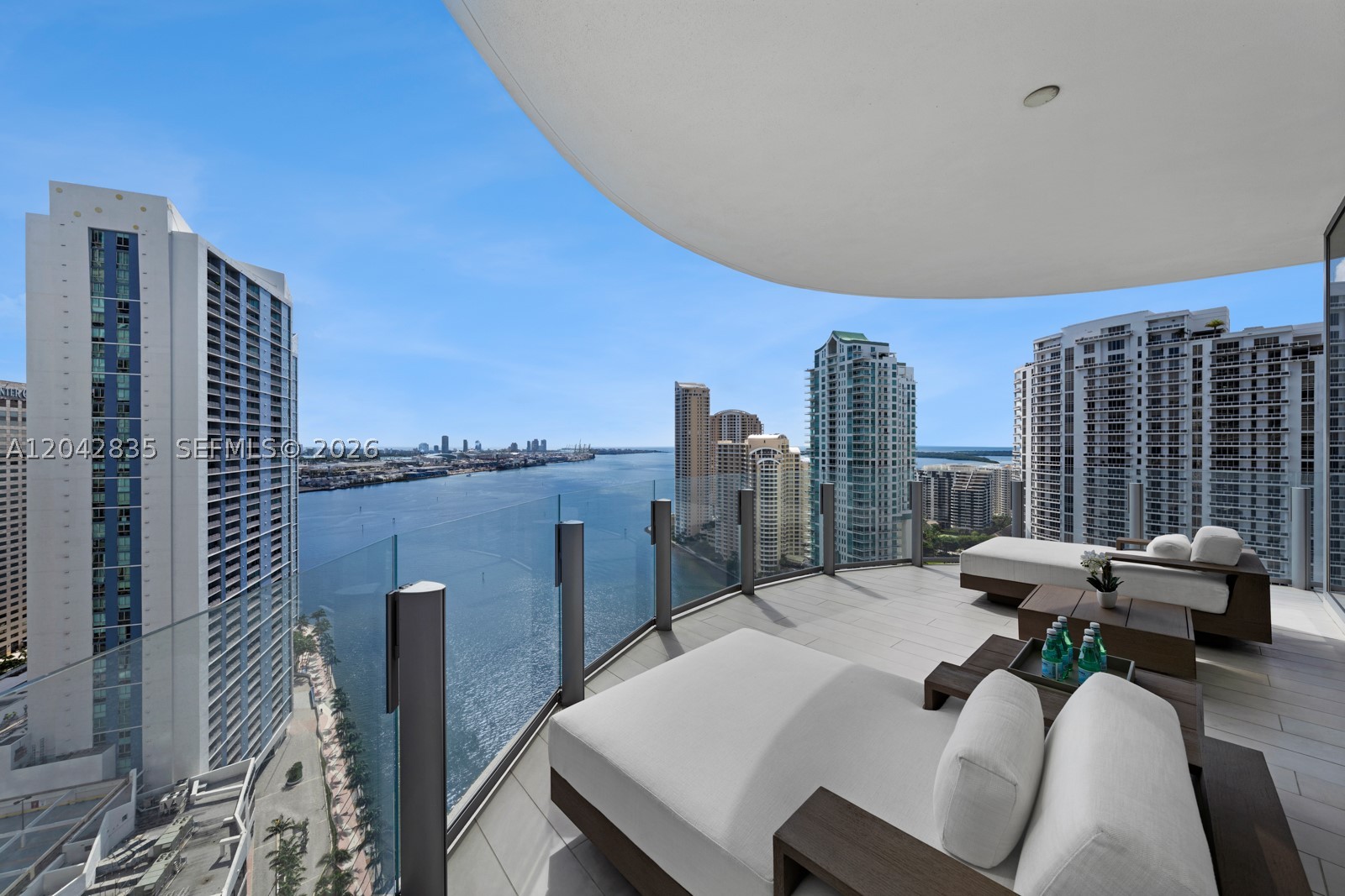 300 Biscayne Blvd Way #2701 Miami, FL 33131
