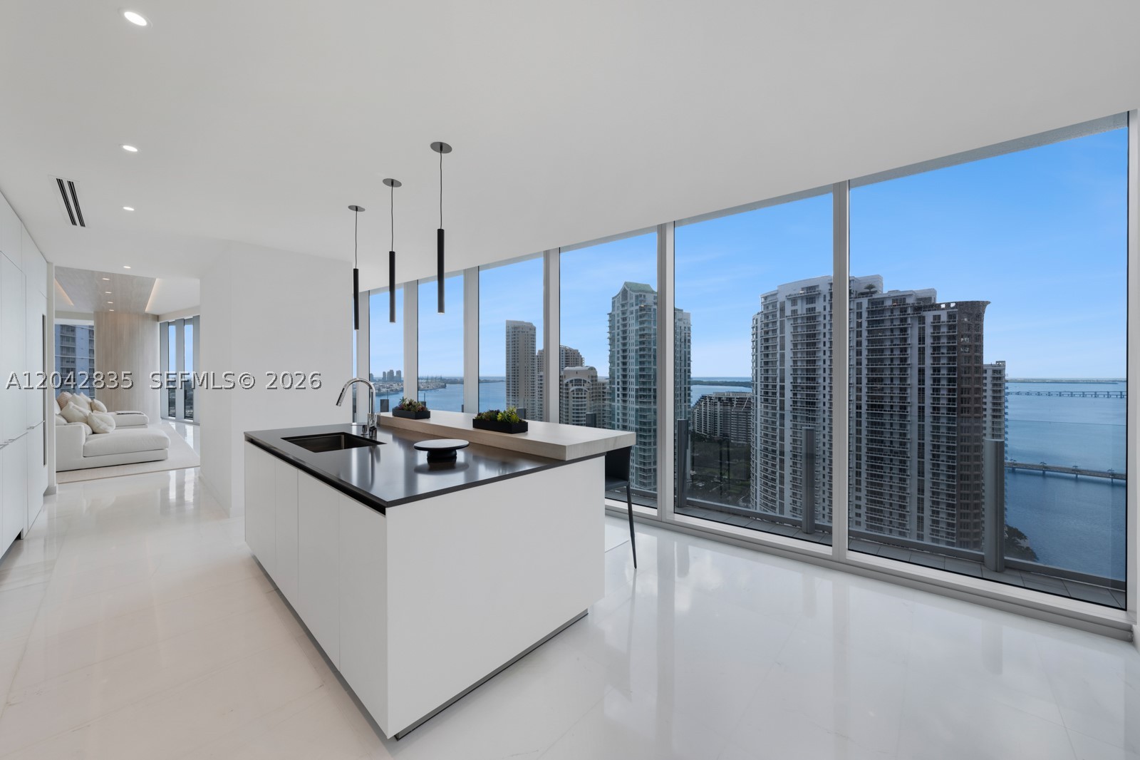 300 Biscayne Blvd Way #2701 Miami, FL 33131