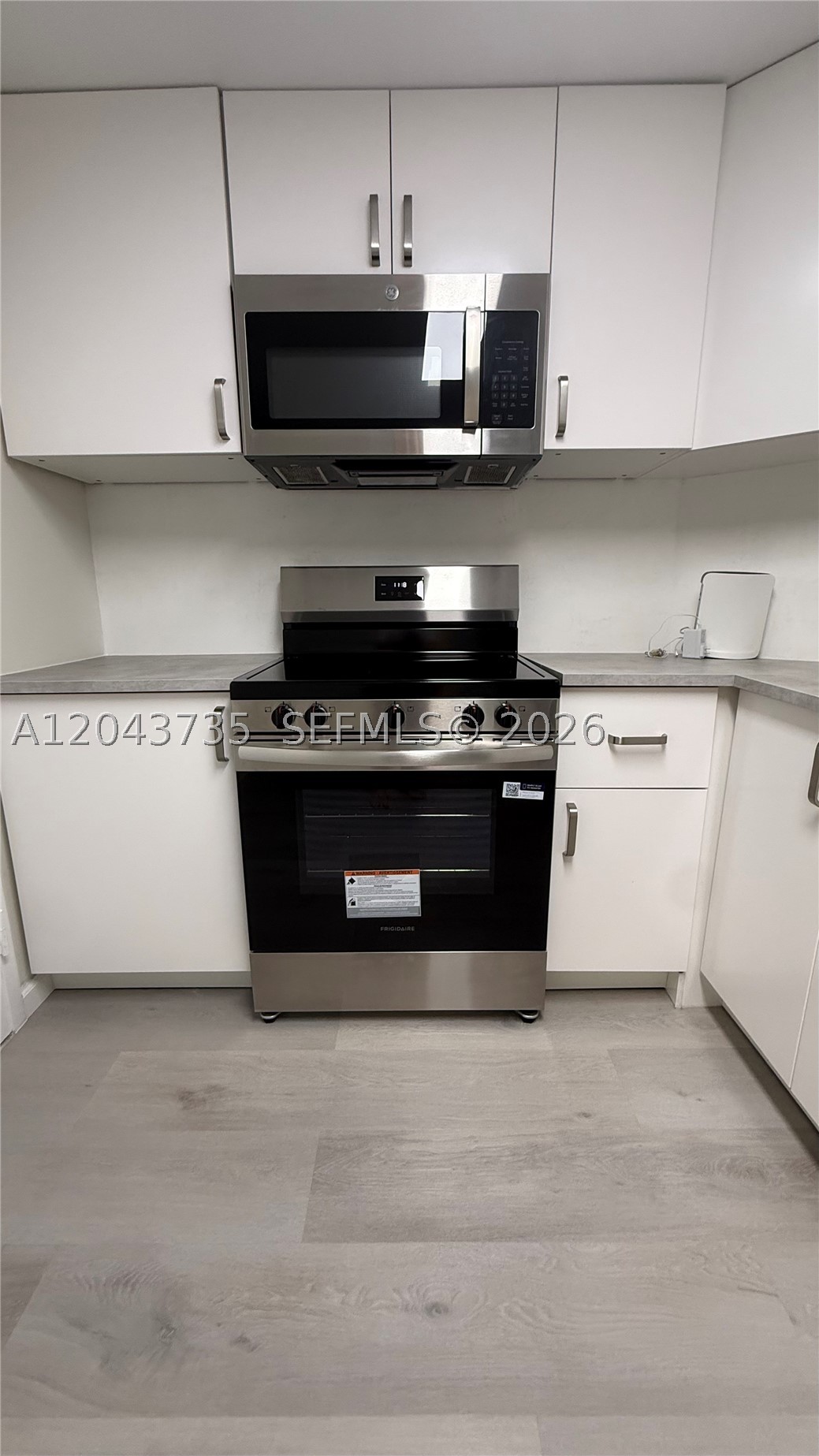 image Arlen House Condo3