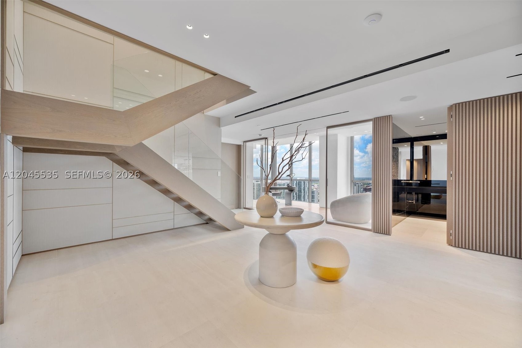 1100 Biscayne Blvd #3906 Miami, FL 33132