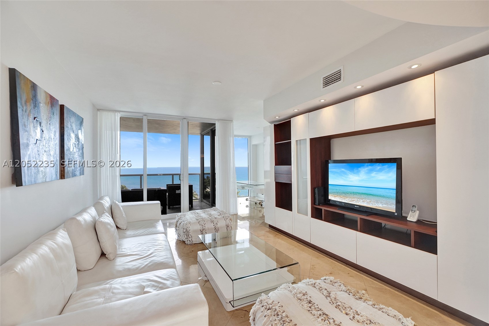19111 Collins Ave #607