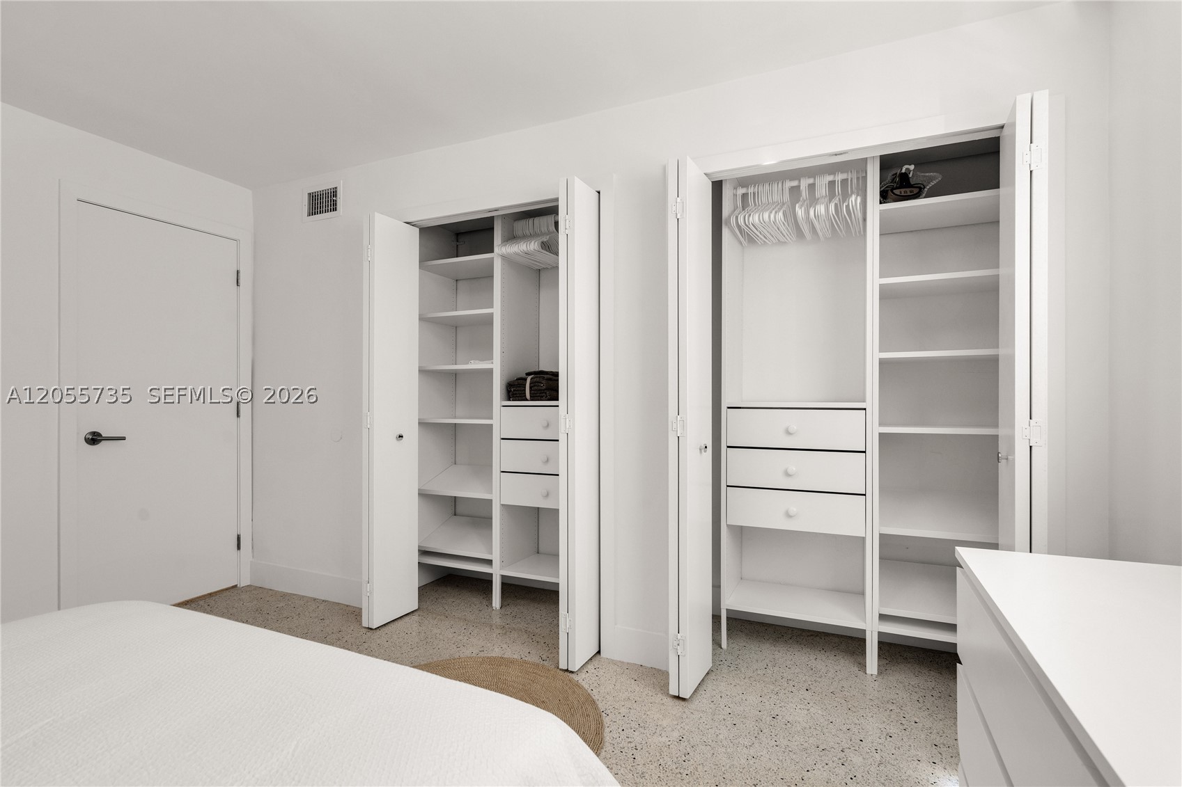 836 SW 1st St #102 Miami, FL 33130