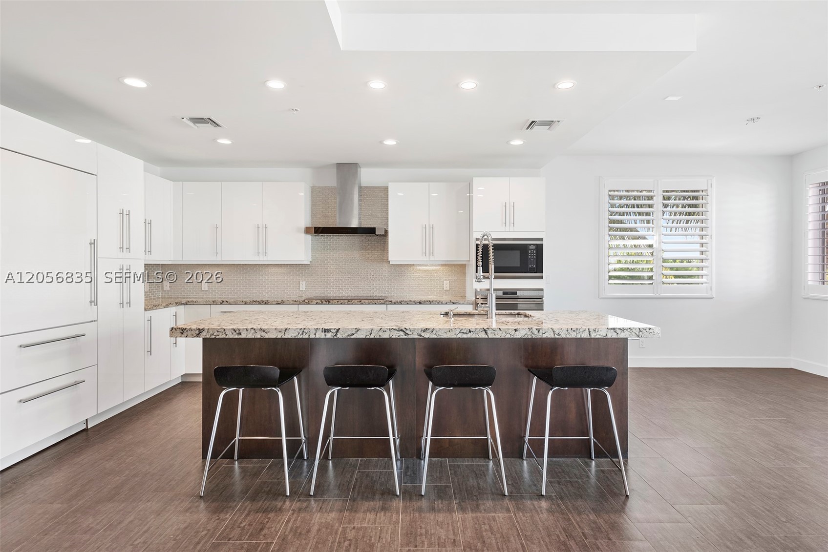 348 Elm St #B-10 Hollywood, FL 33019