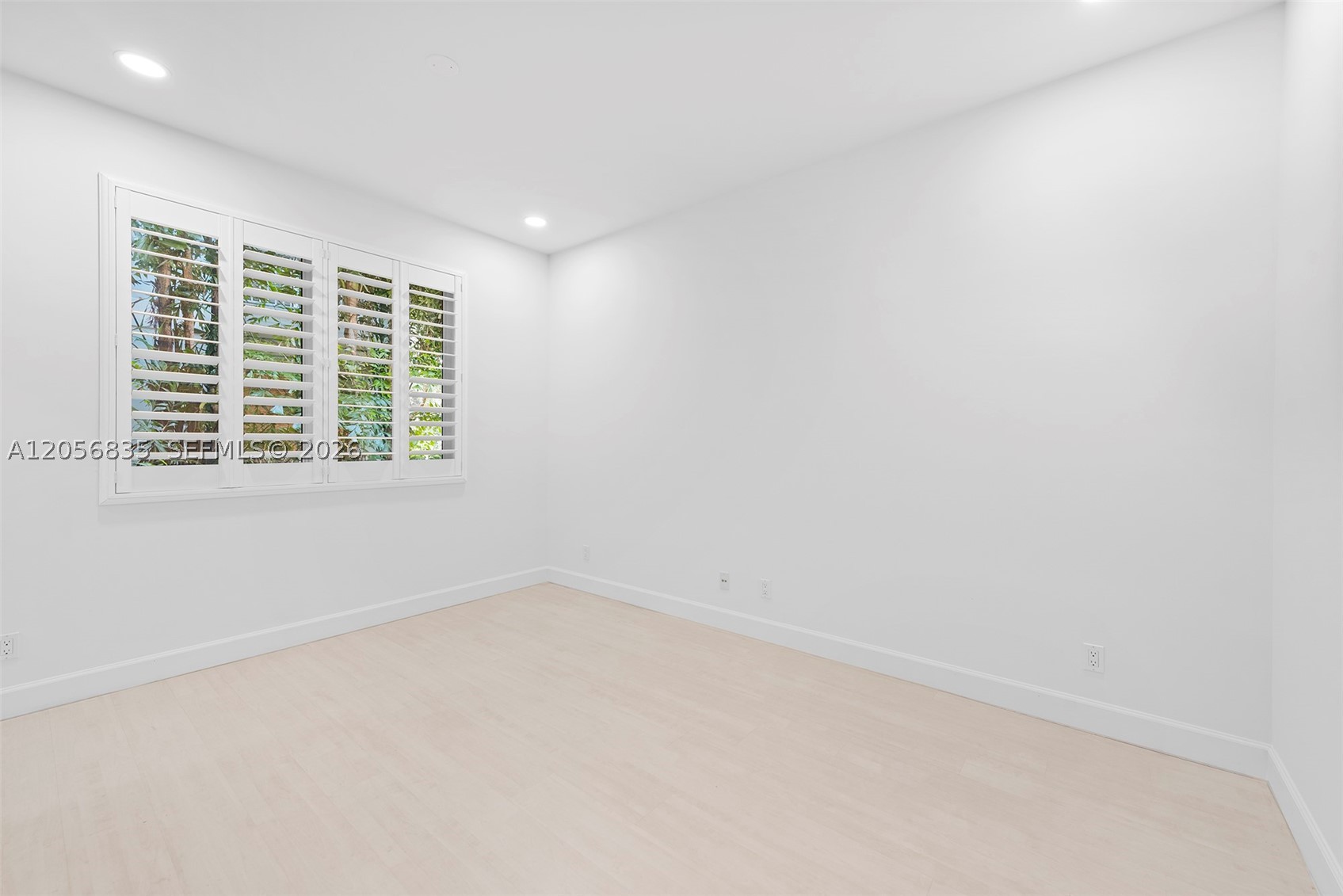 348 Elm St #B-10 Hollywood, FL 33019