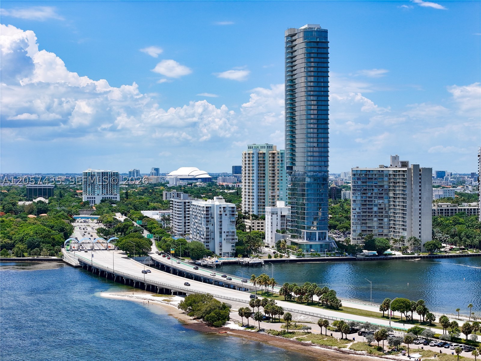 175 SE 25th St #4302 Miami, FL 33129