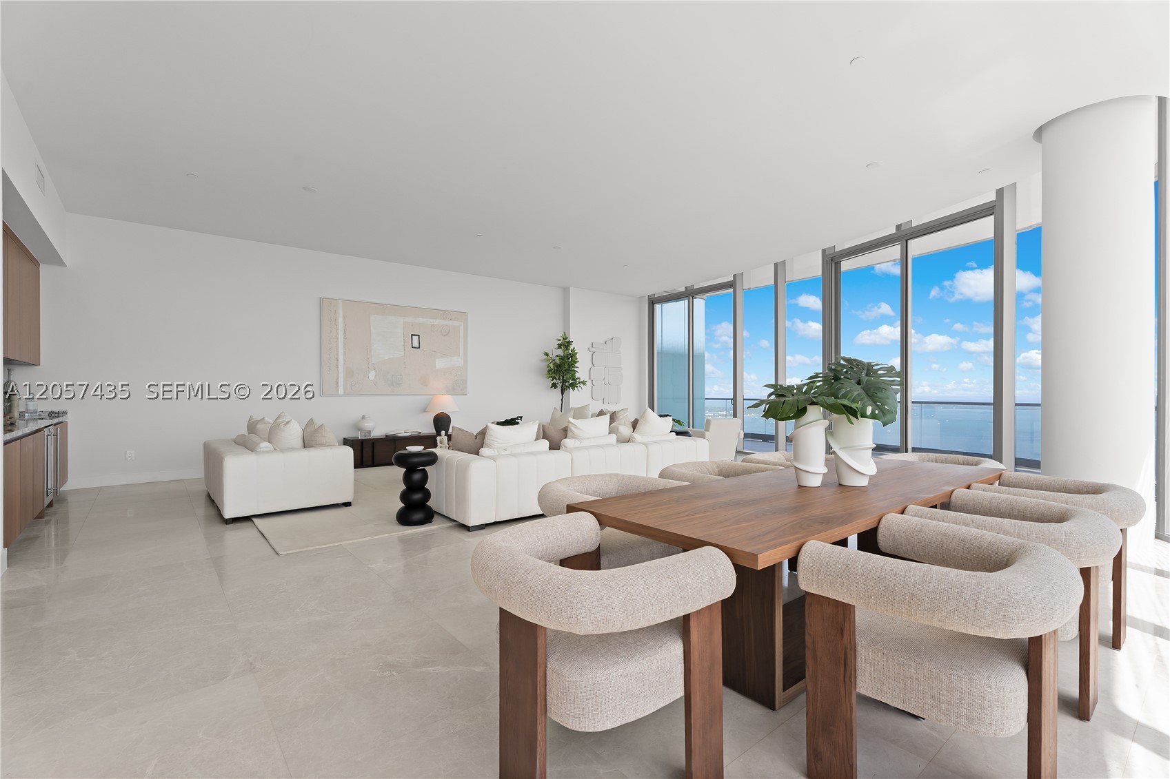 175 SE 25th St #4302 Miami, FL 33129