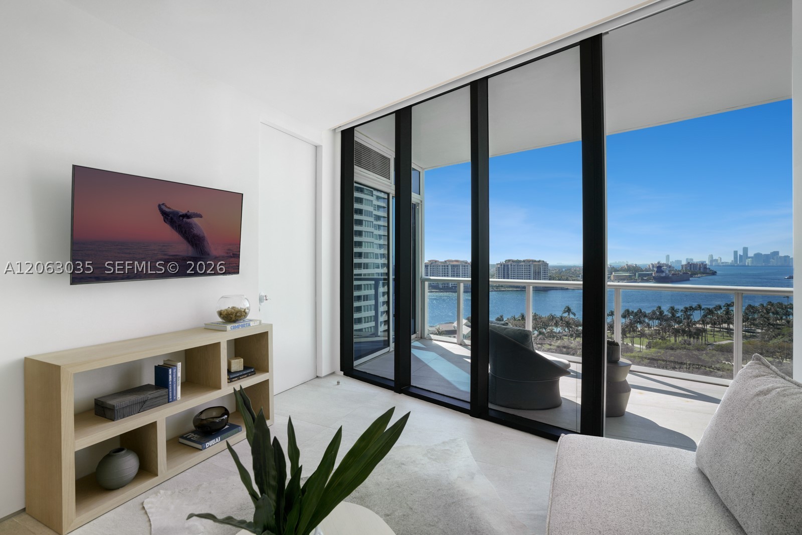 100 S Pointe Dr #1201/1202 Miami Beach, FL 33139
