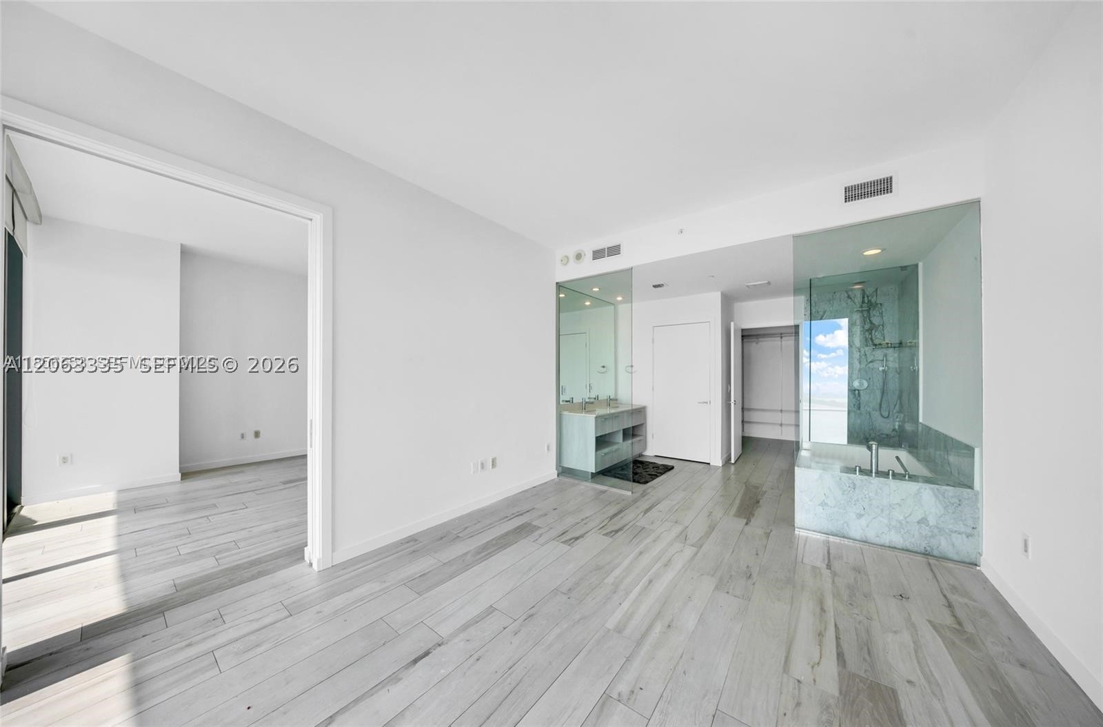 480 NE 31st St #2003 Miami, FL 33137
