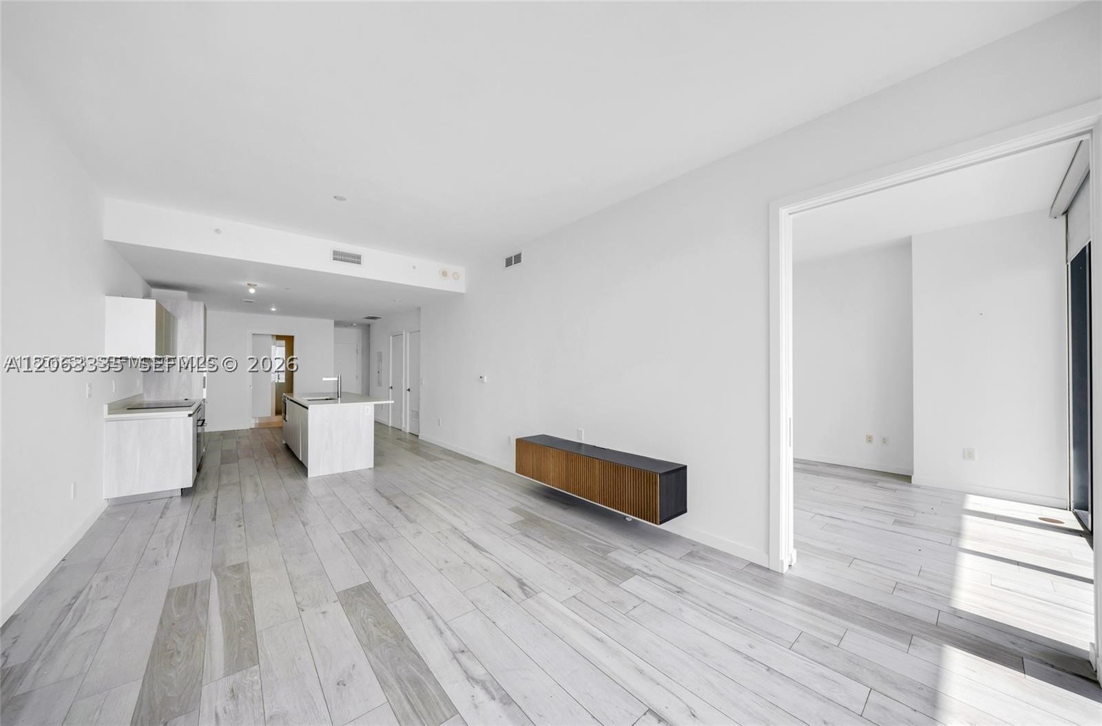 480 NE 31st St #2003 Miami, FL 33137
