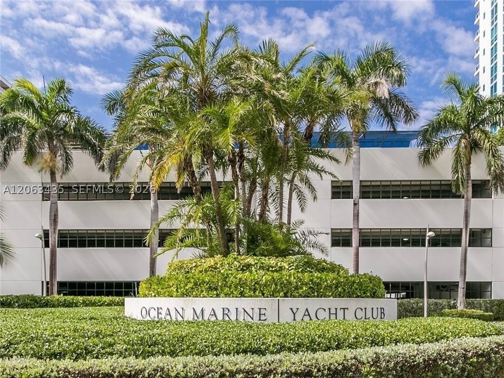 image Ocean Marine Yacht Club60