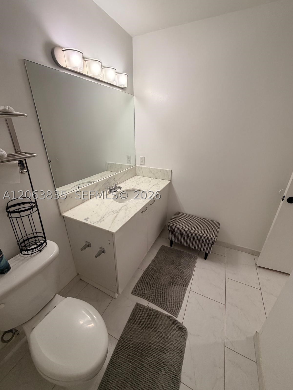 image The Loft 215