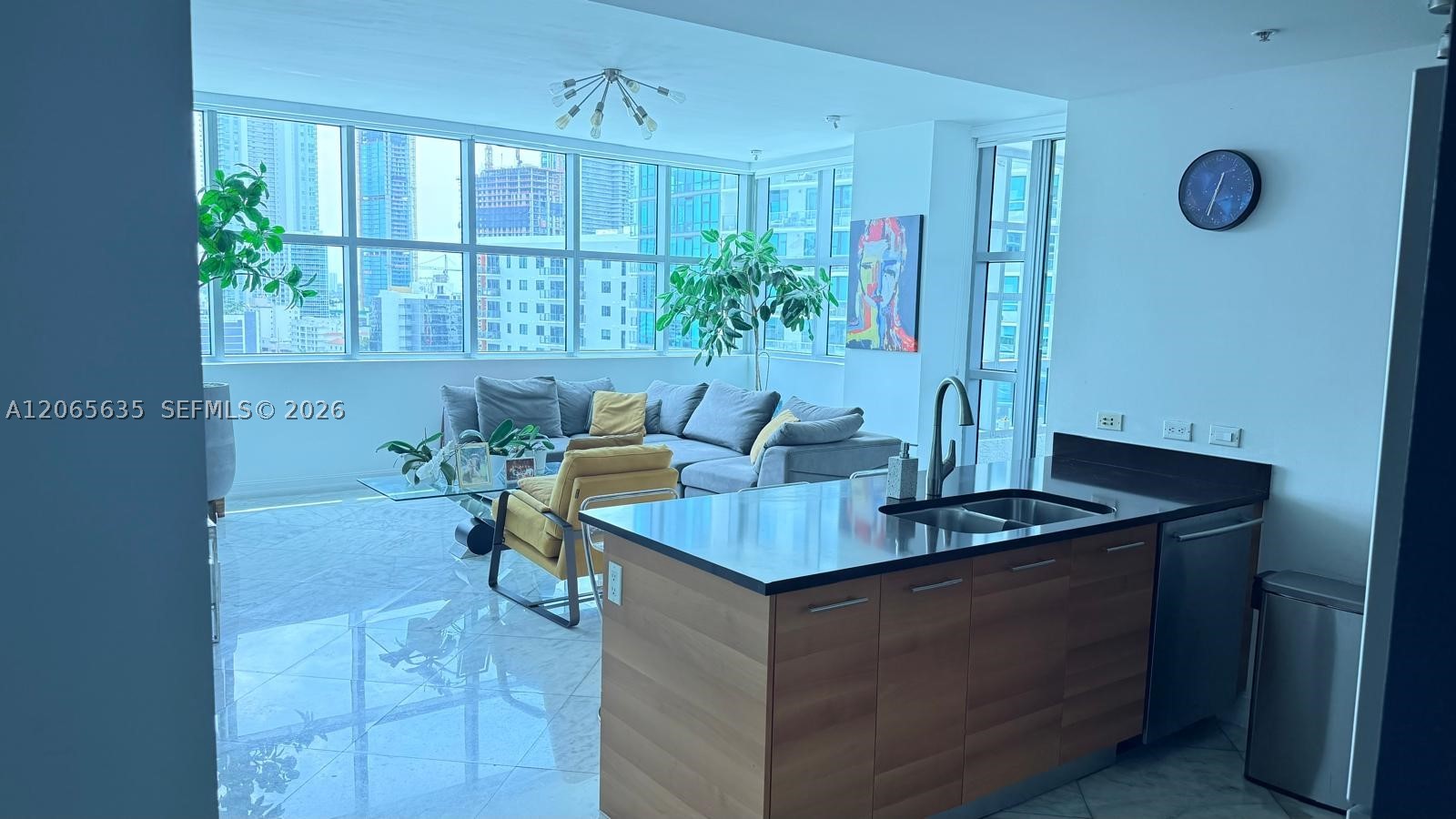 image 4 Midtown4