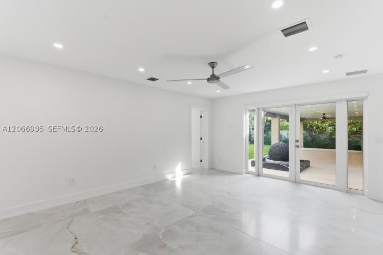 291 E Shore Dr E Miami, FL 33133