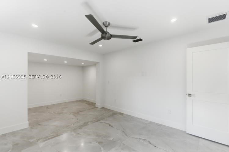 291 E Shore Dr E Miami, FL 33133