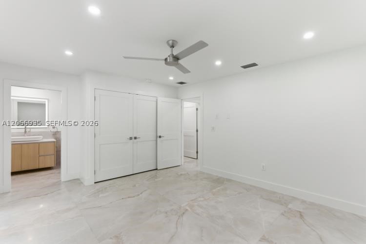 291 E Shore Dr E Miami, FL 33133