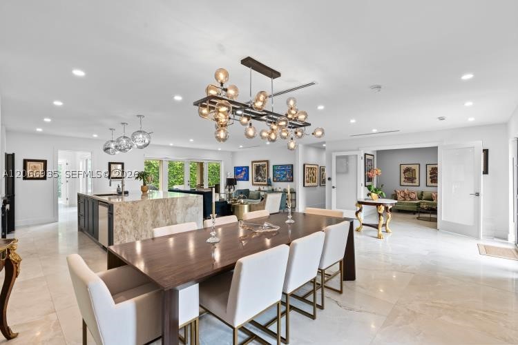 291 E Shore Dr E Miami, FL 33133
