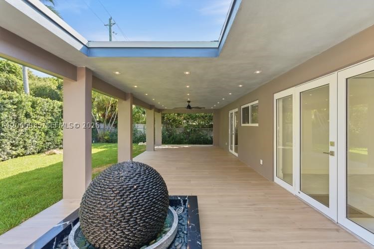 291 E Shore Dr E Miami, FL 33133