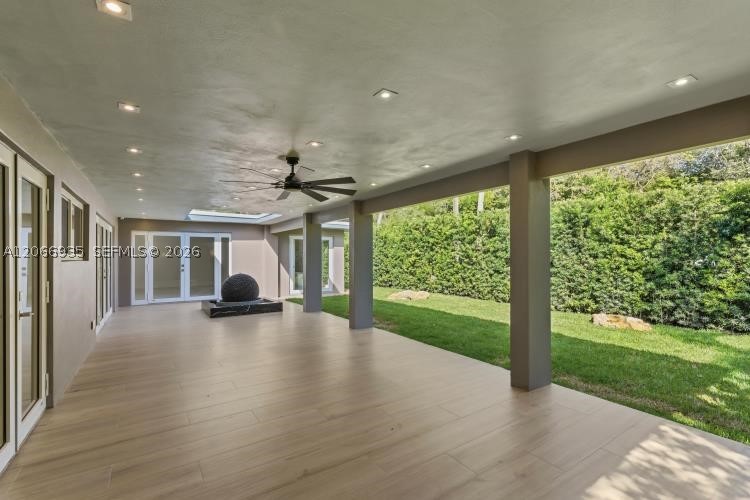 291 E Shore Dr E Miami, FL 33133