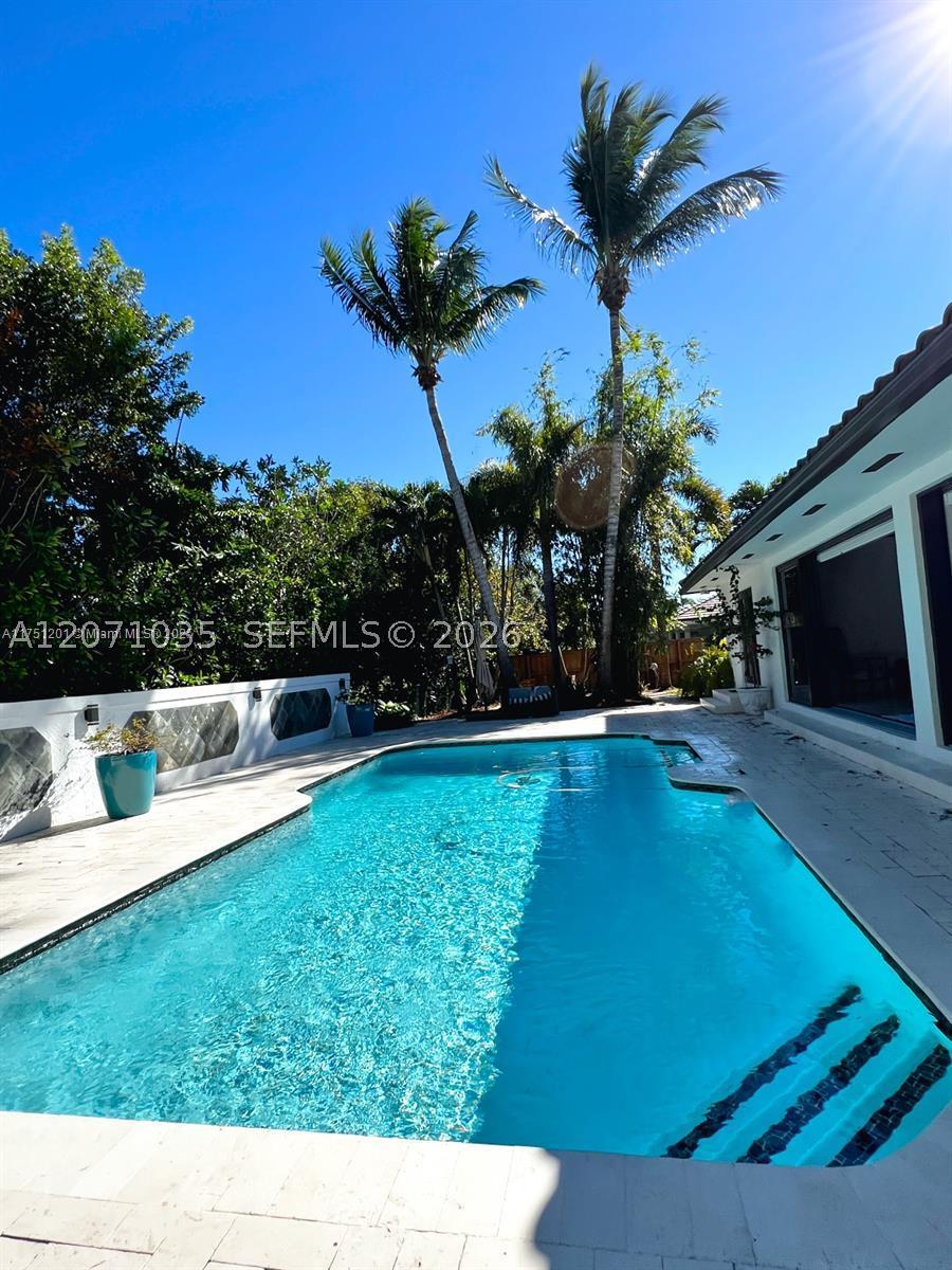 17615 SW 80th Palmetto Bay, FL 33157
