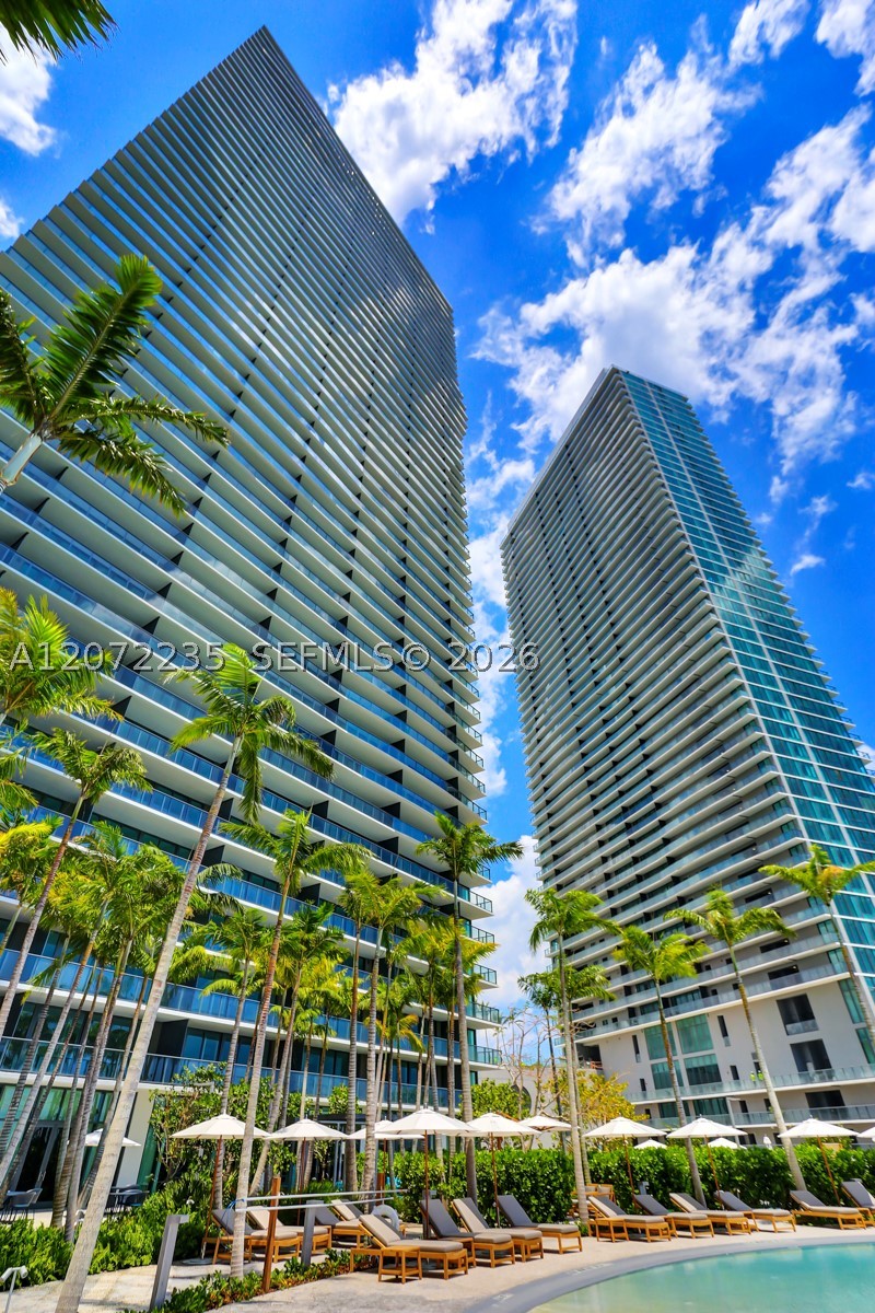 650 NE 32nd St #1502 Miami, FL 33137
