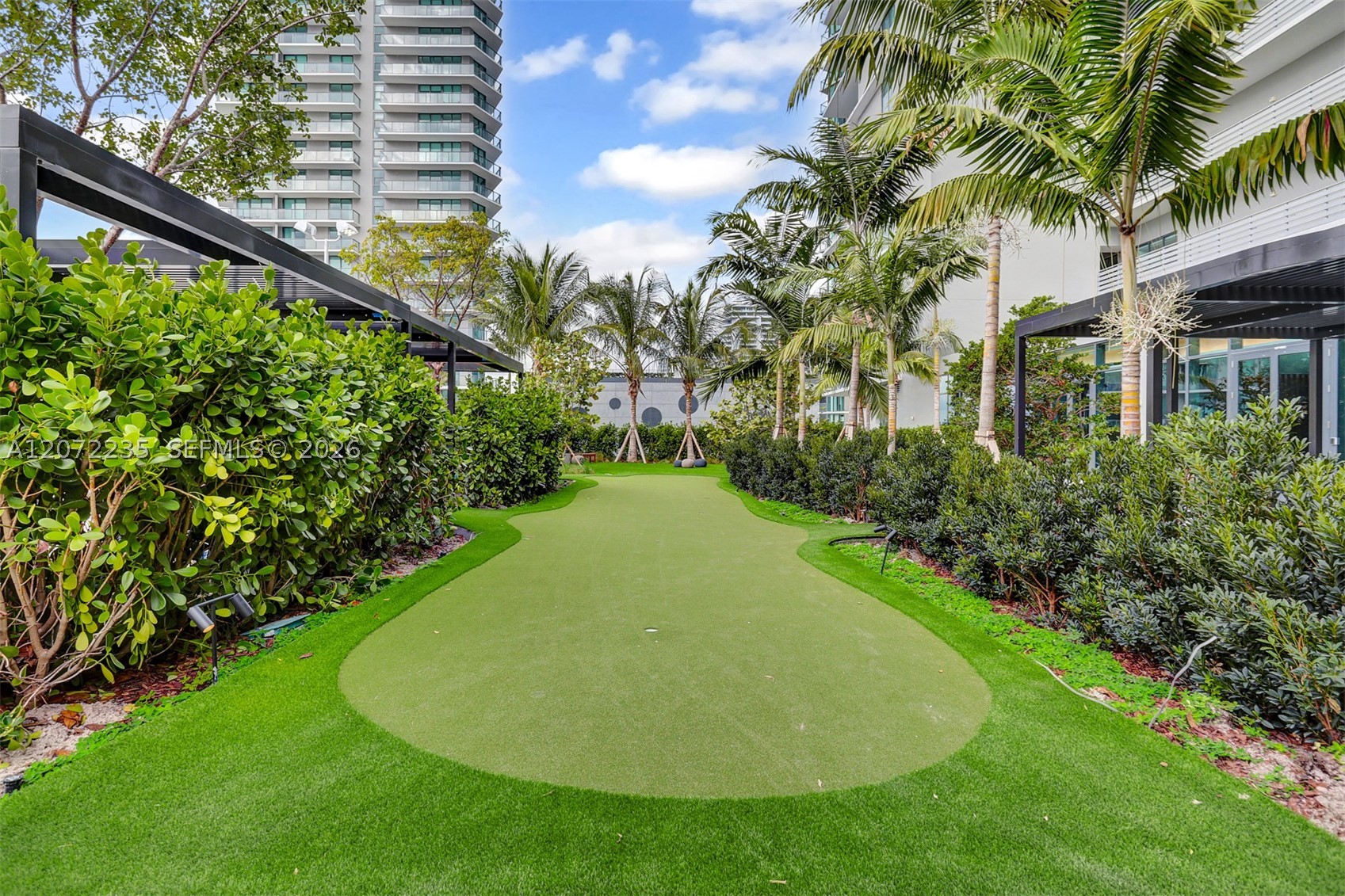 650 NE 32nd St #1502 Miami, FL 33137